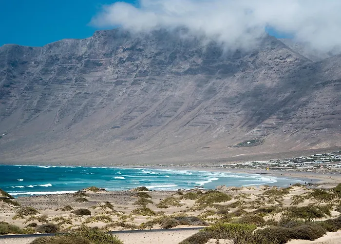 Views I By Escape Apartment Famara